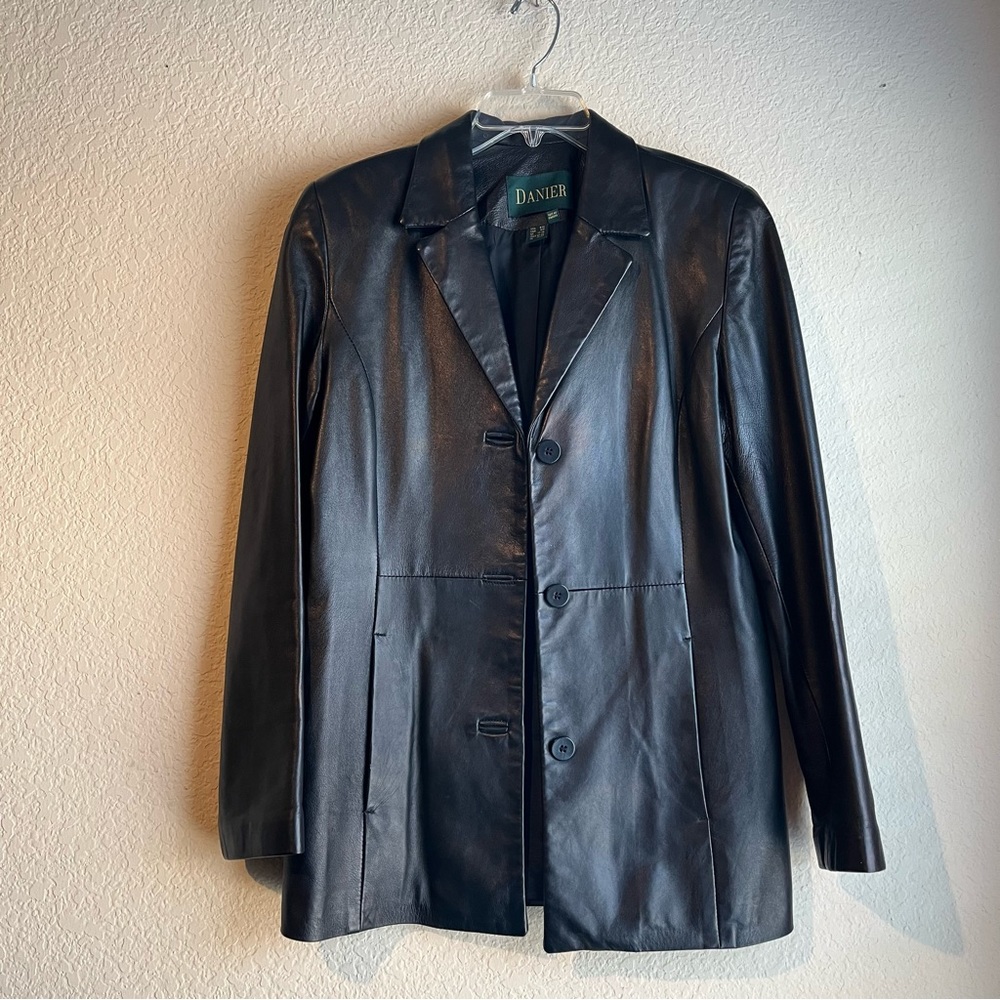 Danier Genuine Leather Jacket size 8-10